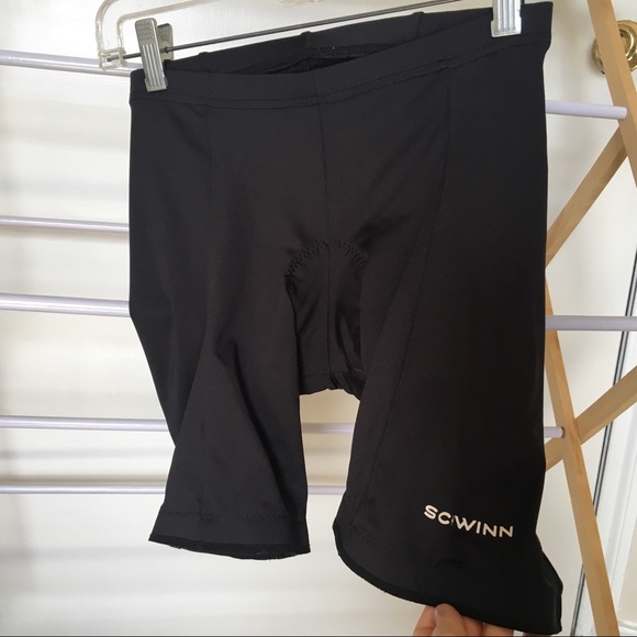 Women’s Schwinn Biking Shorts *like new* - Picture 2 of 4